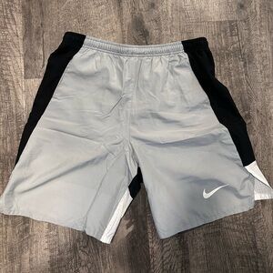 Nike Men's Athletic Shorts in Gray and Black